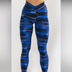 Alphalete Power Surface Leggings Size:Medium